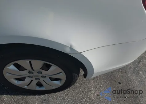 2016 Chevrolet Cruze Limited Ls z USA, uszkodzony, nr VIN 1G1PC5SH6G7208643